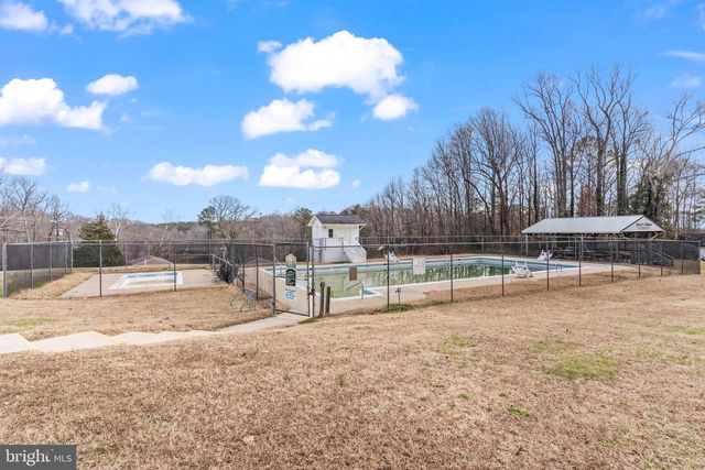 12110 LOBLOLLY RD, Ruther Glen, VA 22546