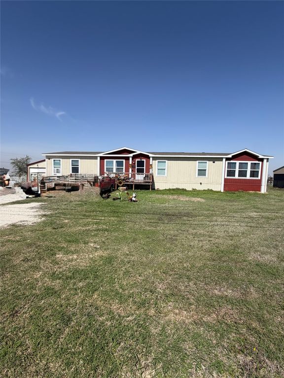 4712 County Road 913, Joshua, TX 76058