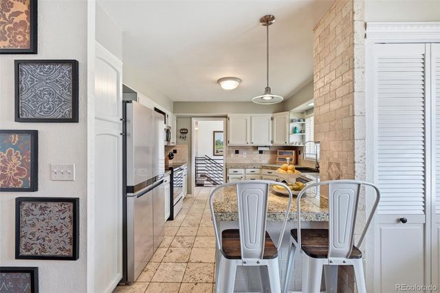 571 Vista Drive, Castle Rock, CO 80104