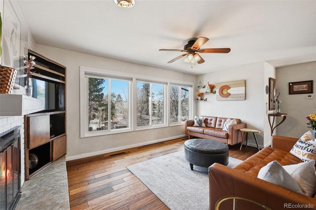 571 Vista Drive, Castle Rock, CO 80104