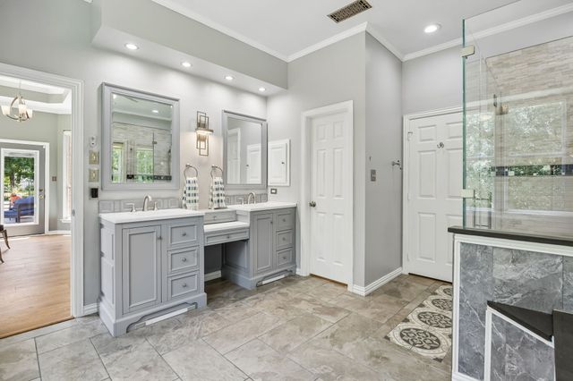 2647 Creekwood Drive, Cedar Hill, TX 75104