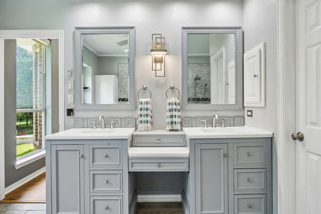 2647 Creekwood Drive, Cedar Hill, TX 75104