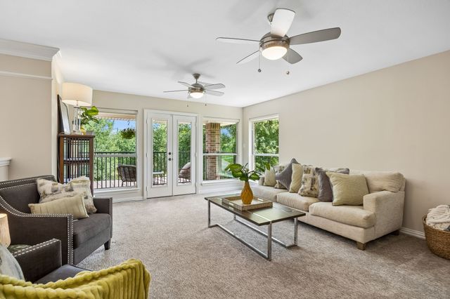 2647 Creekwood Drive, Cedar Hill, TX 75104
