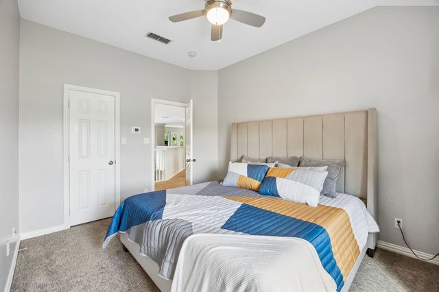 2647 Creekwood Drive, Cedar Hill, TX 75104
