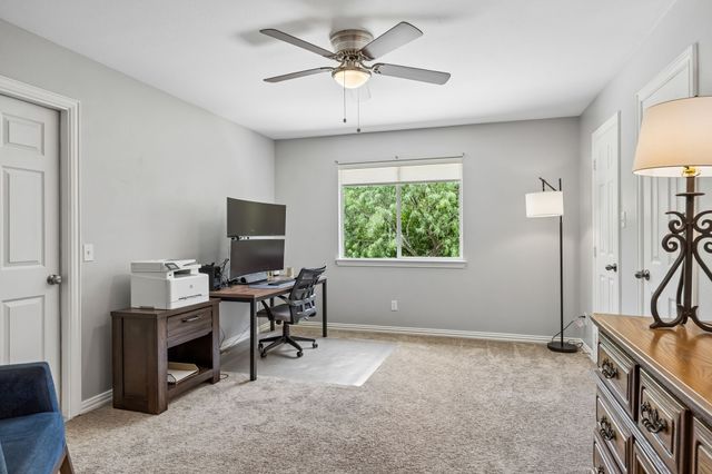 2647 Creekwood Drive, Cedar Hill, TX 75104