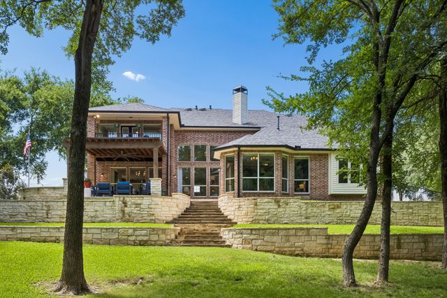 2647 Creekwood Drive, Cedar Hill, TX 75104