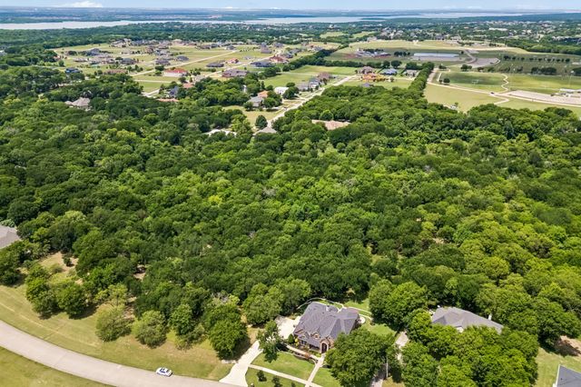2647 Creekwood Drive, Cedar Hill, TX 75104