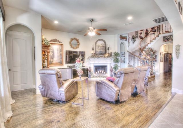 8117 Haltered Horse Lane, Frisco, TX 75036