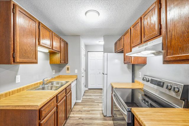 2930 Blaisdell Avenue 128, Minneapolis, MN 55408