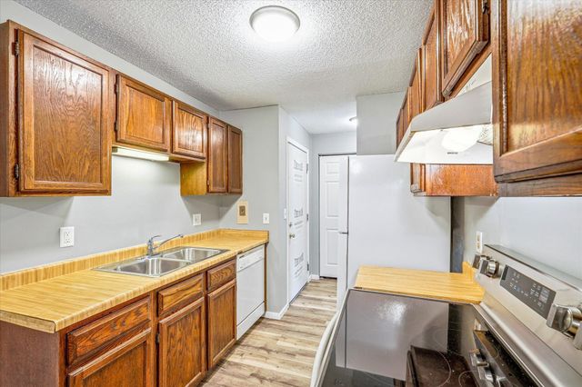 2930 Blaisdell Avenue 128, Minneapolis, MN 55408