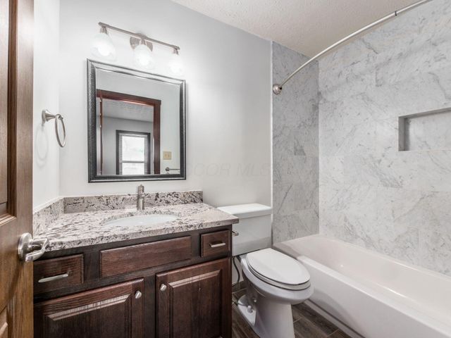 414 Edinburgh Road, Dublin, OH 43017
