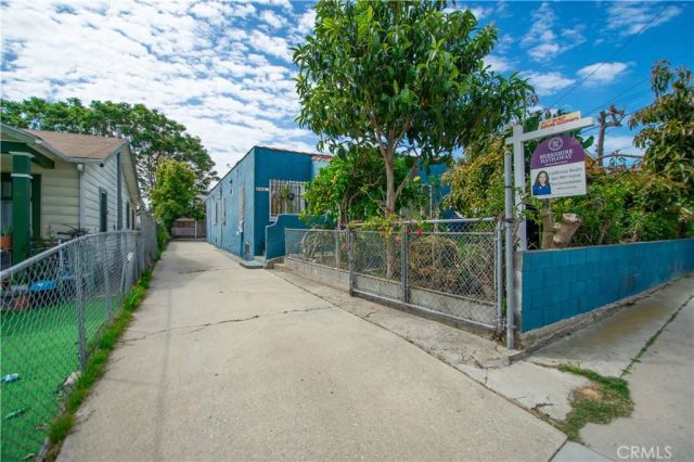 582 E 67th, Inglewood, CA 90302