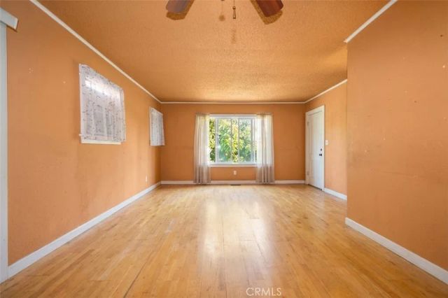 582 E 67th, Inglewood, CA 90302