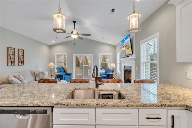 341 Bermuda DR, Hardy, VA 24101