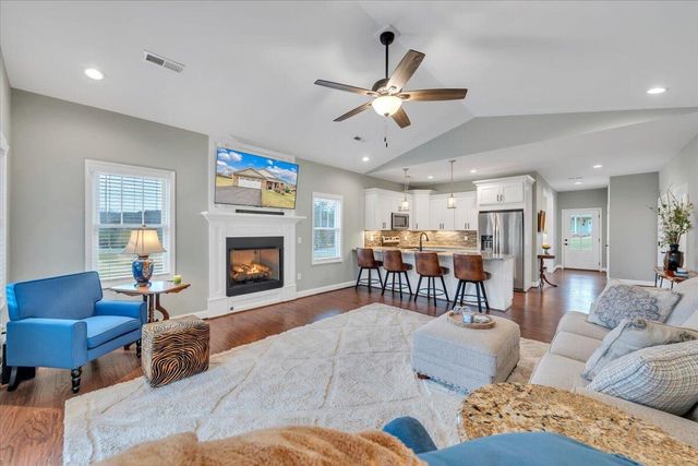 341 Bermuda DR, Hardy, VA 24101