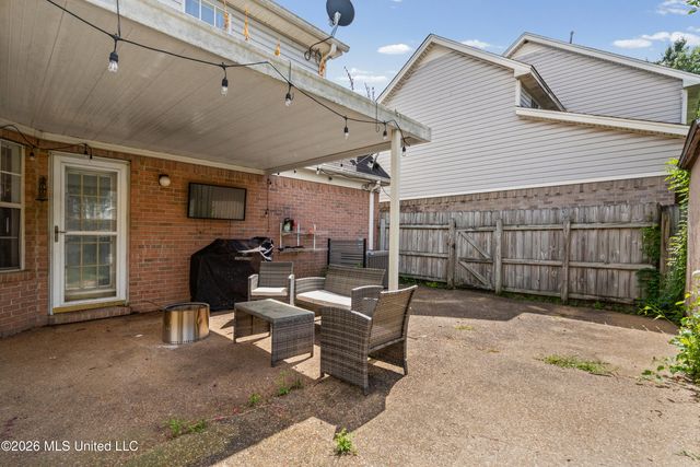 9724 W Dogwood Court, Olive Branch, MS 38654