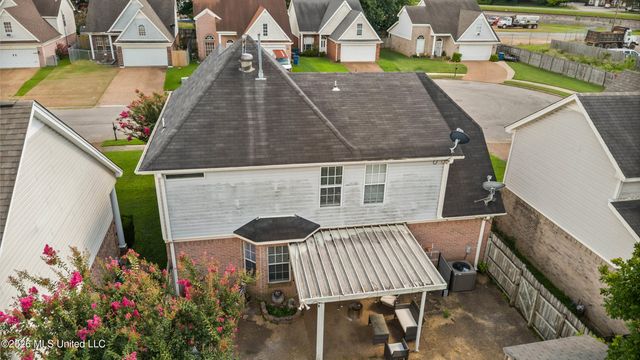 9724 W Dogwood Court, Olive Branch, MS 38654