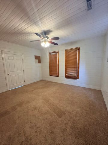 425 E Main Street, West Union, SC 29696