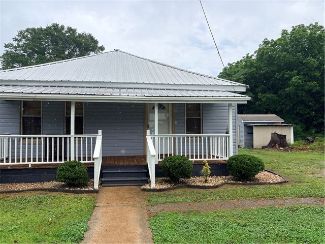 425 E Main Street, West Union, SC 29696