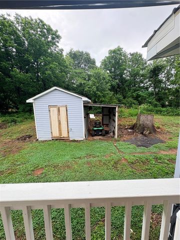 425 E Main Street, West Union, SC 29696