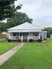 425 E Main Street, West Union, SC 29696