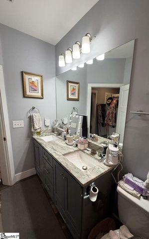 111 N Hogan Drive, Westminster, SC 29693