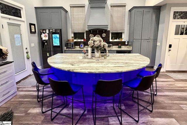 111 N Hogan Drive, Westminster, SC 29693