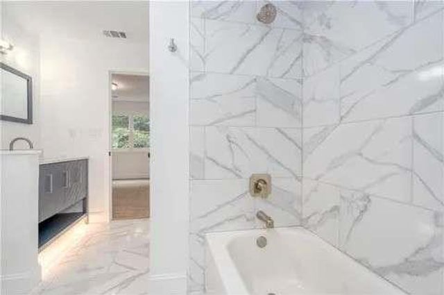 210 Chatfield Place, Roswell, GA 30075