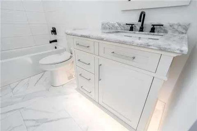 210 Chatfield Place, Roswell, GA 30075