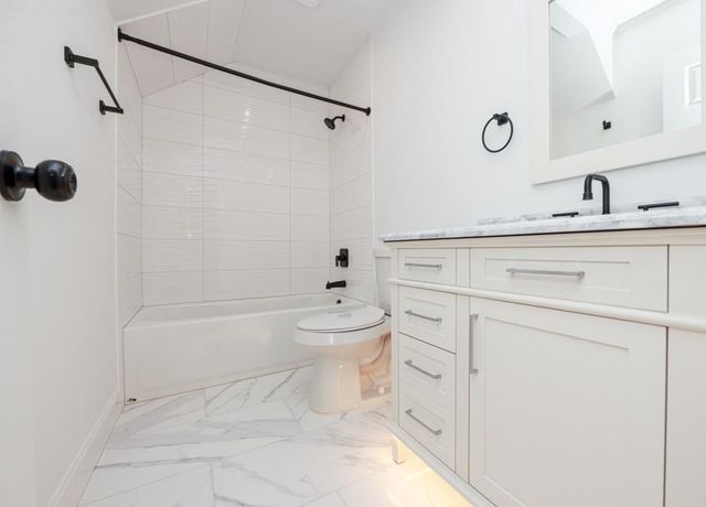 210 Chatfield Place, Roswell, GA 30075
