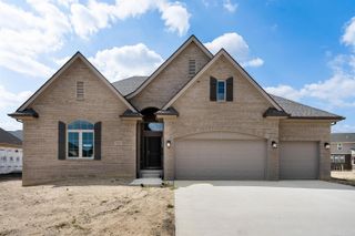 55809 Jones Drive 113, Macomb Twp, MI 48044