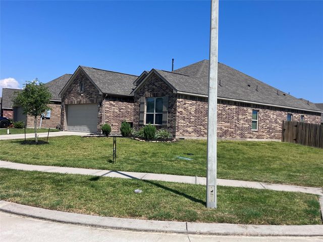 4219 W Bayou Maison Circle, Dickinson, TX 77539