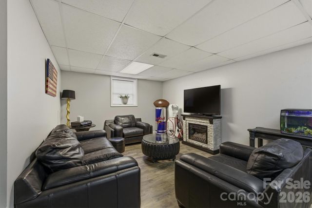 3902 Leah Belle Lane, Lenoir, NC 28645