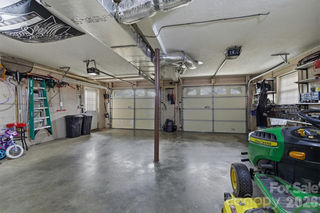 3902 Leah Belle Lane, Lenoir, NC 28645