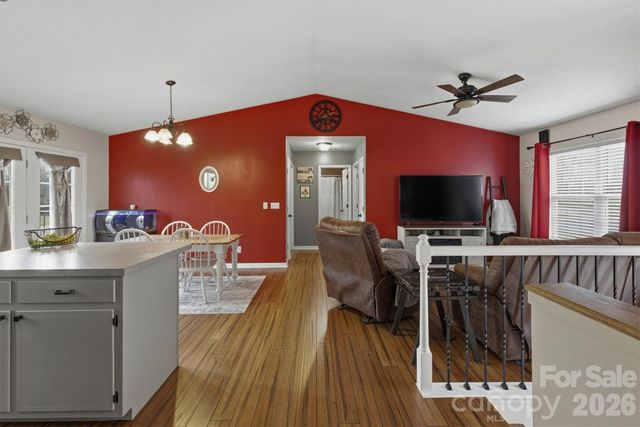 3902 Leah Belle Lane, Lenoir, NC 28645