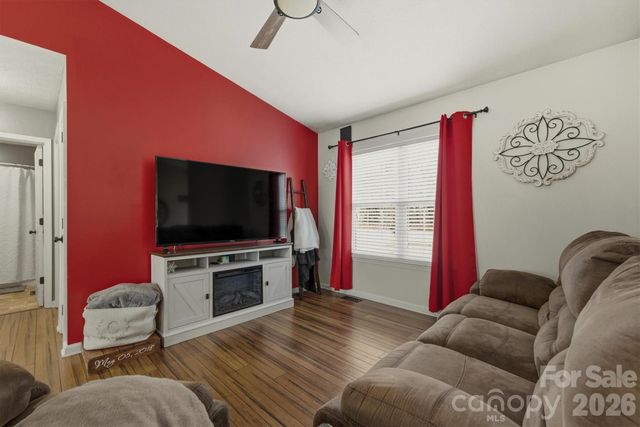 3902 Leah Belle Lane, Lenoir, NC 28645