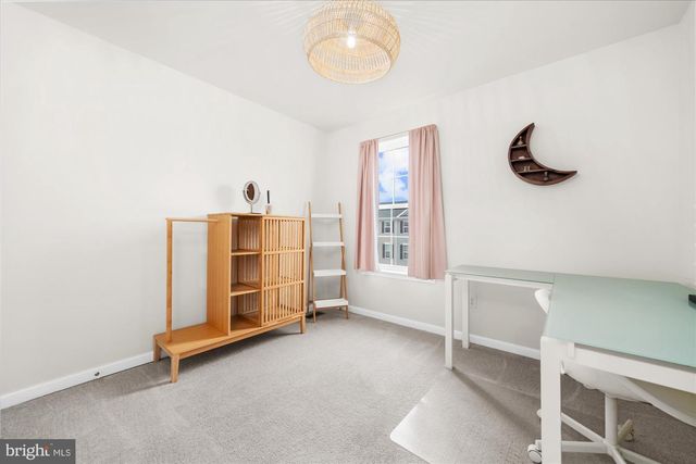 105 EDGEWATER CT, Quakertown, PA 18951