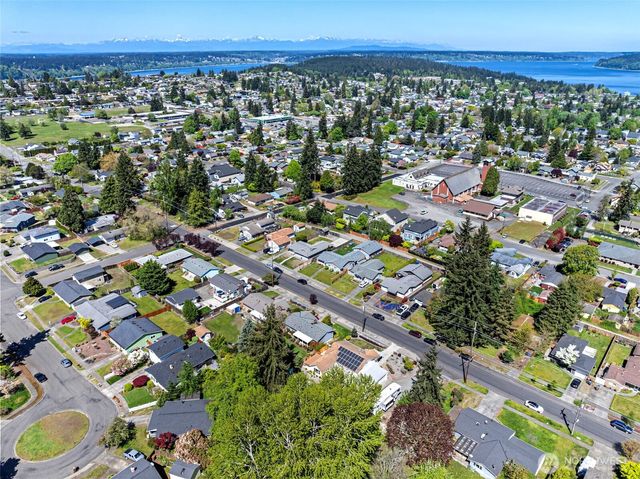 5502 N 42nd Street, Tacoma, WA 98407