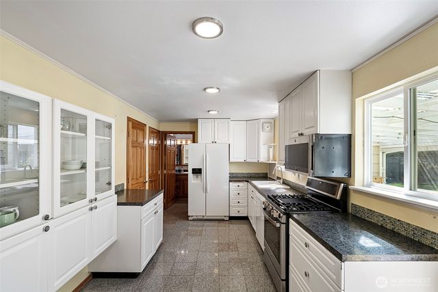 5502 N 42nd Street, Tacoma, WA 98407