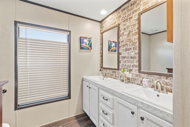 2791 Canyon Drive, Caldwell, TX 77836