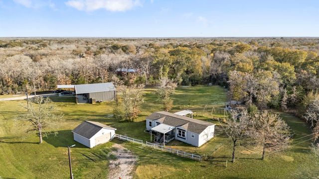 2791 Canyon Drive, Caldwell, TX 77836