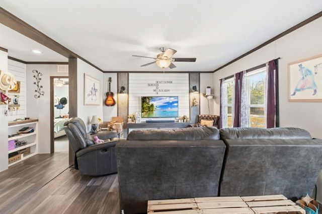 2791 Canyon Drive, Caldwell, TX 77836