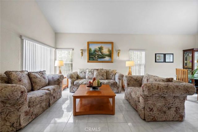 605 Bronco, Walnut, CA 91789