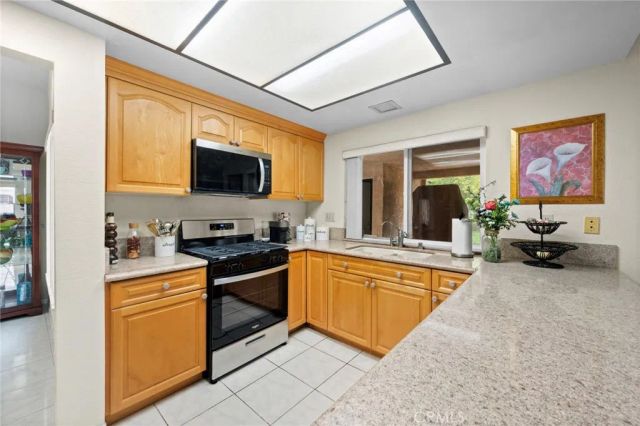 605 Bronco, Walnut, CA 91789