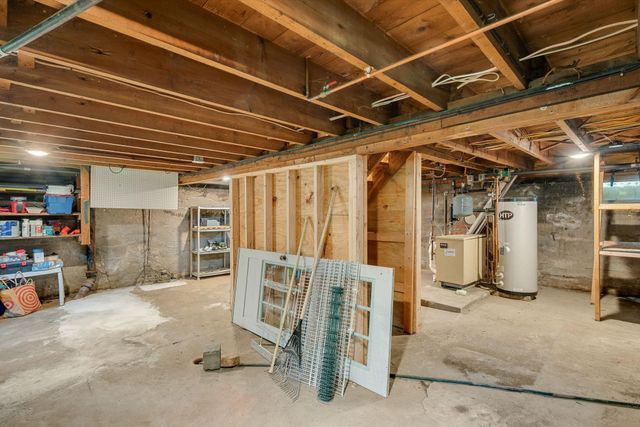 141 North Street, Winooski, VT 05404