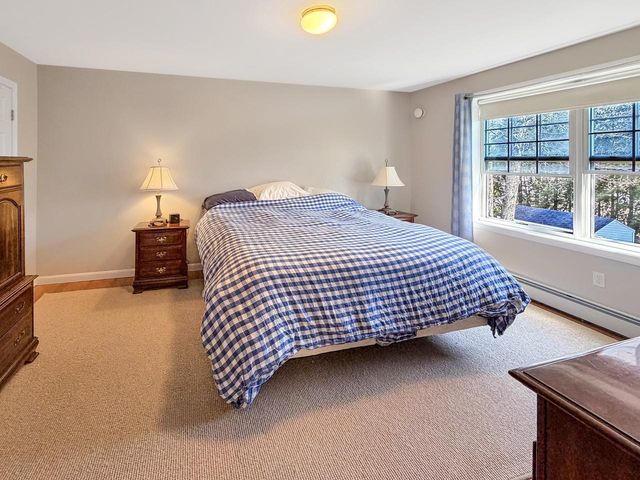 42 Wilkinson Drive, Essex Junction, VT 05452