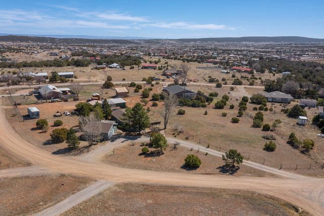 8 Pamela Place, Tijeras, NM 87059