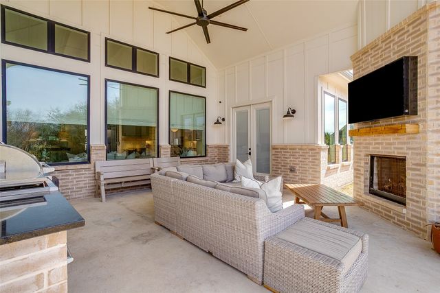 224 Catbird Trail, Aledo, TX 76008