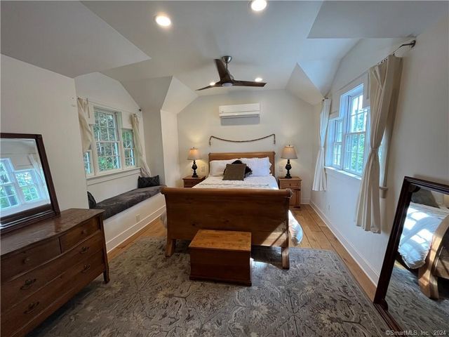 15 Riverview Road, New Milford, CT 06755