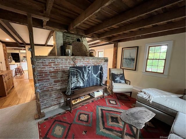 15 Riverview Road, New Milford, CT 06755